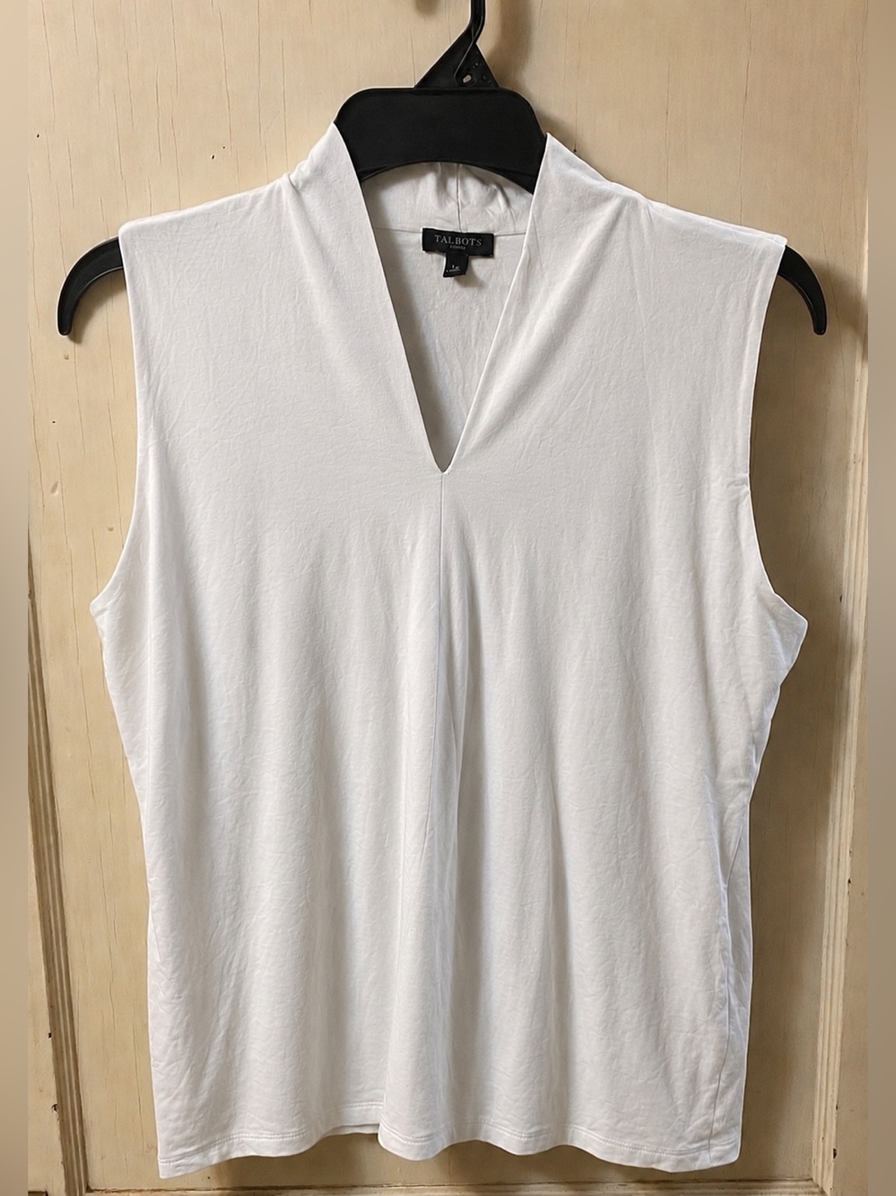 Talbots White V Neck Sleeveless Top